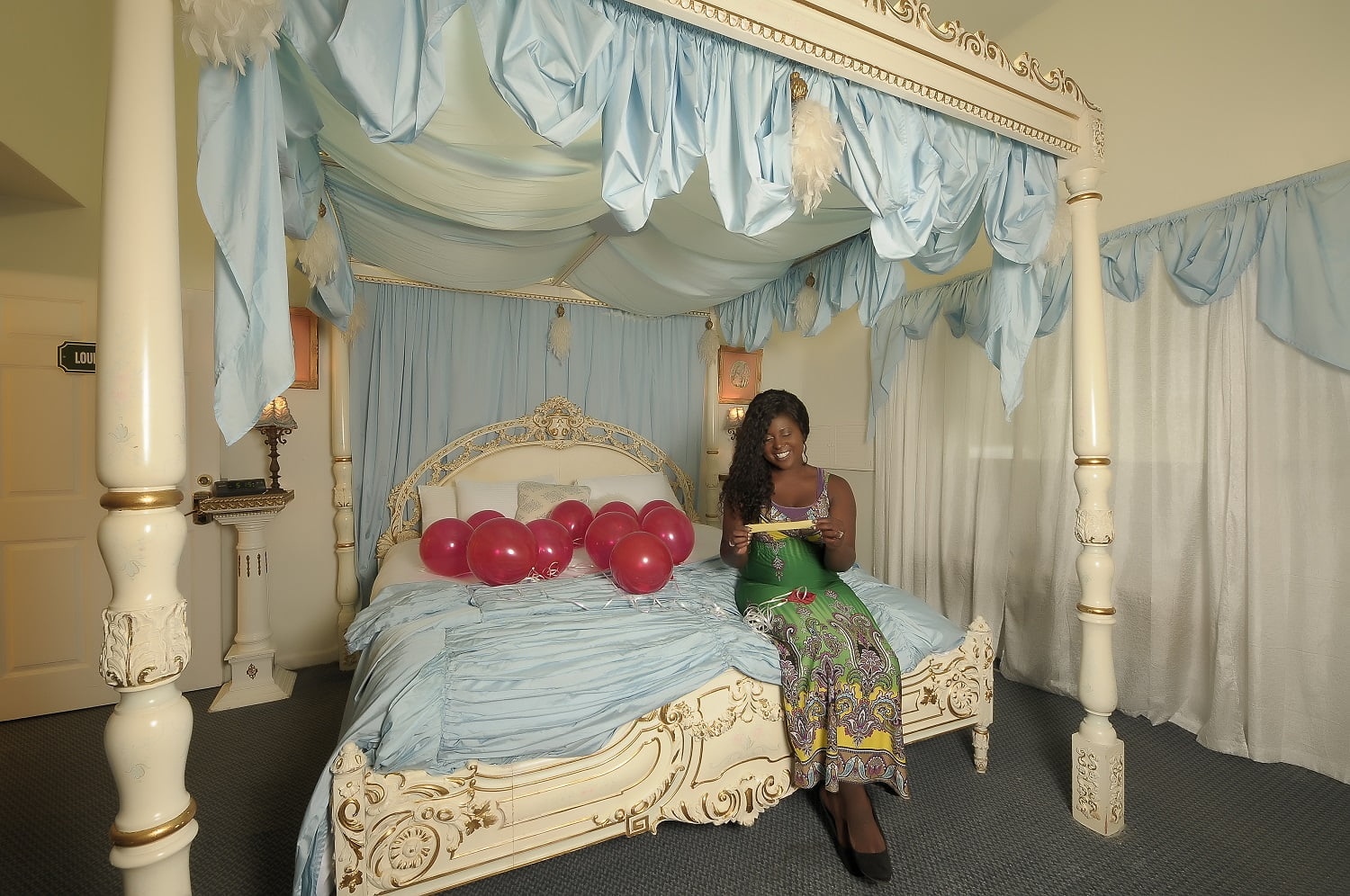 louisballoonwoth love notesJC