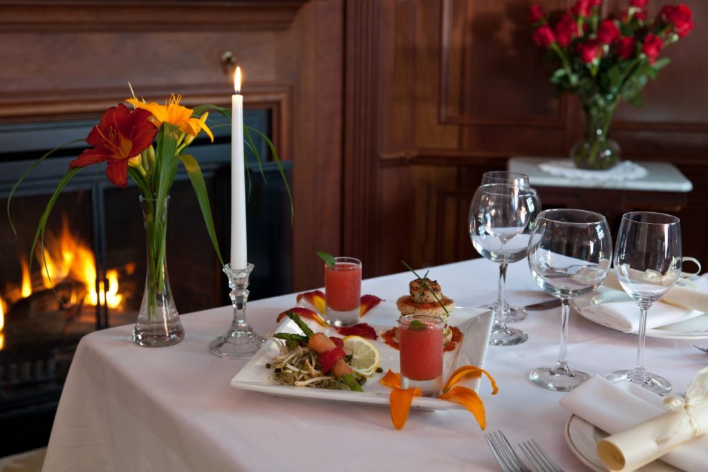 candle light dinning | Bucyrus Restaurants